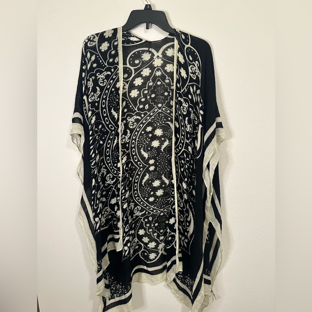 Wrap for pool - Picture 2 of 2